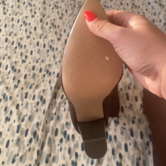 Boots - Picture 3 of 4